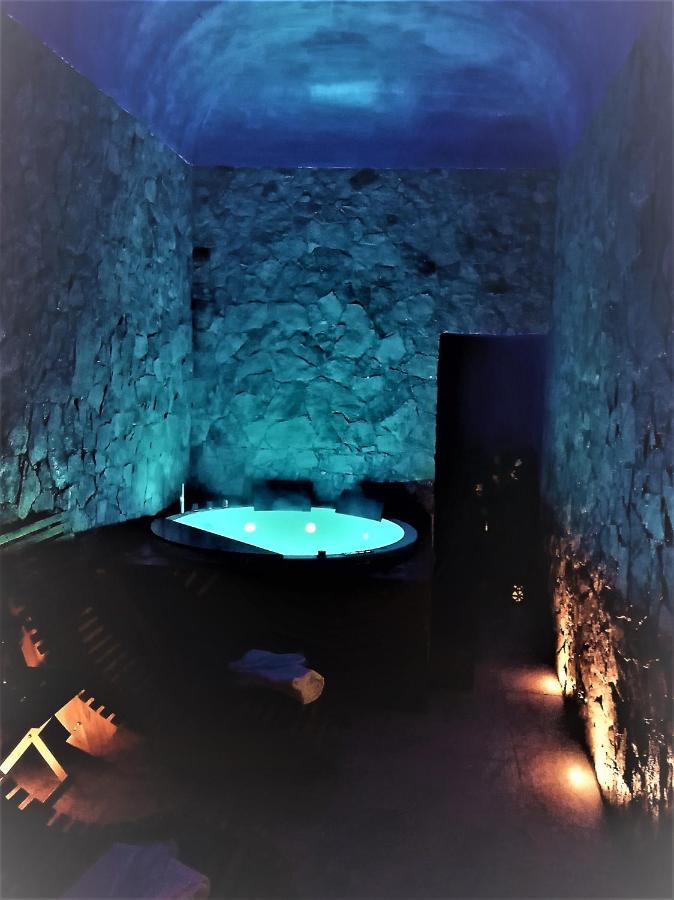 Spa Room Sicilia - Intera Casa Con Spa Privata Jacuzzi Sauna Bagno Di Vapore Ad Uso Illimitato Rosolini Buitenkant foto