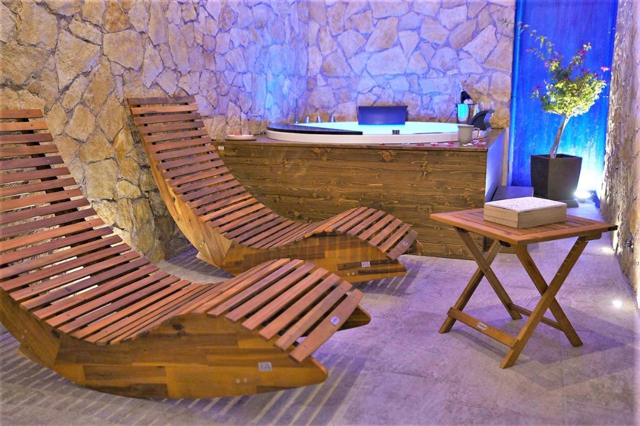 Spa Room Sicilia - Intera Casa Con Spa Privata Jacuzzi Sauna Bagno Di Vapore Ad Uso Illimitato Rosolini Buitenkant foto