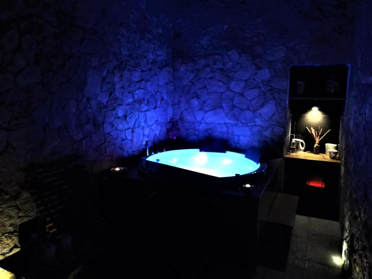 Spa Room Sicilia - Intera Casa Con Spa Privata Jacuzzi Sauna Bagno Di Vapore Ad Uso Illimitato Rosolini Buitenkant foto